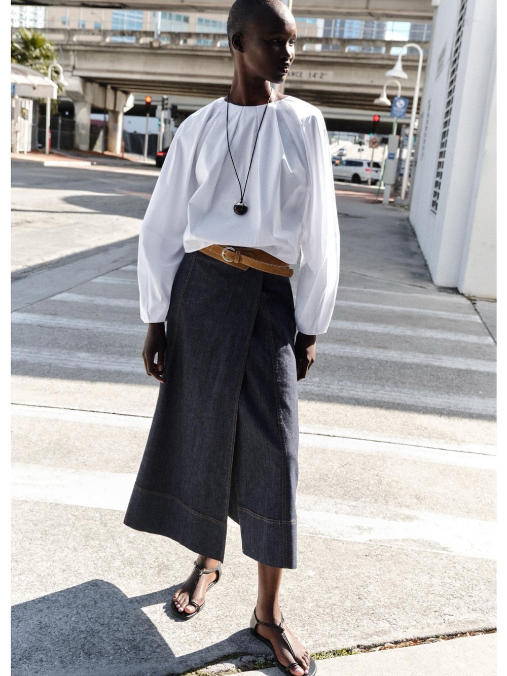 Zara Belted Denim Skirt NWT - Picture 2 of 8